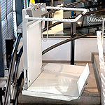 Plataforma salvaescaleras Slim tramo curvo